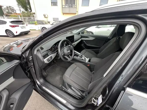 Audi A4 Avant 2022 - 21250 EUR, 195000 km - AUTO.MOTO.pt - 195000km - foto 26 de 45