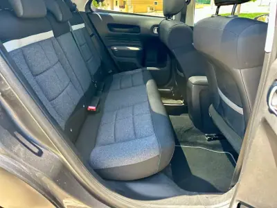 Citroën C4 Cactus 2019 - 12890 EUR, 119000 km - AUTO.MOTO.pt - 119000km - foto 21 de 41
