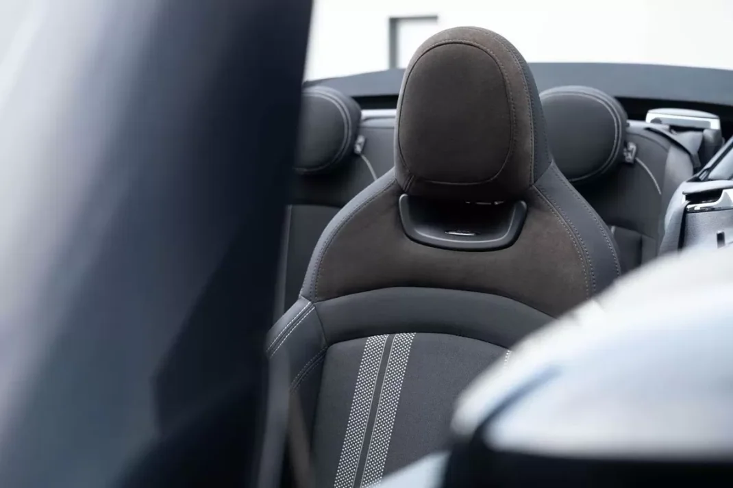 MINI Cooper 2021 - 25999 EUR, 94000 km - AUTO.MOTO.pt - 94000km - foto 24 de 38