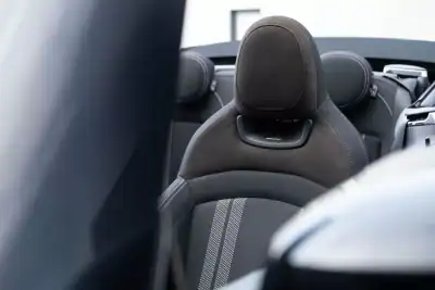 MINI Cooper 2021 - 25999 EUR, 94000 km - AUTO.MOTO.pt - 94000km - foto 24 de 38