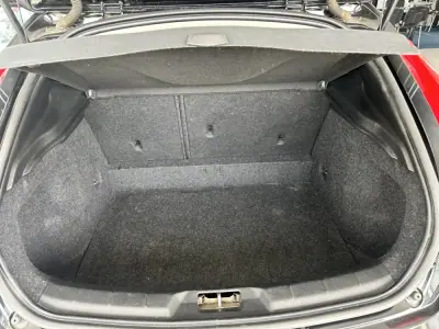 Volvo V40 2018 - 16890 EUR, 100139 km - 100139km - foto 20 de 21