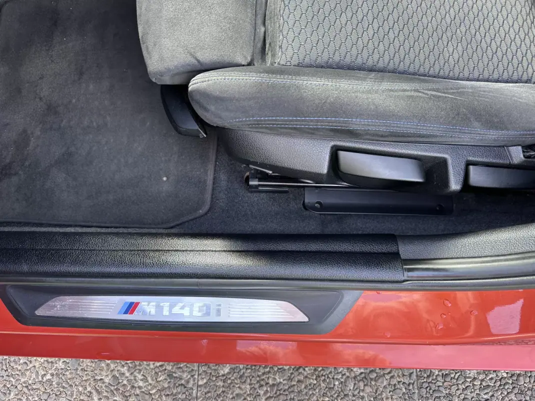 BMW M140i 2017 - 60000 EUR, 140000 km - AUTO.MOTO.pt - 140000km - foto 68 de 69