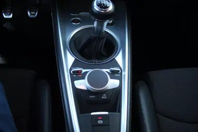 Audi TT Coupé 2016 - 22990 EUR, 184000 km - AUTO.MOTO.pt - 184000km - foto 19 de 24