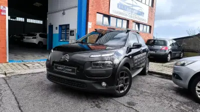 Citroën C4 Cactus 2014 - 9600 EUR, 180000 km - AUTO.MOTO.pt - 180000km - foto 12 de 19