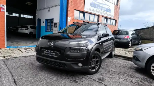 Citroën C4 Cactus 2014 - 9600 EUR, 180000 km - AUTO.MOTO.pt - 180000km - foto 12 de 19