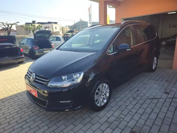 Volkswagen Sharan 2016 - 21500 EUR, 111800 km - AUTO.MOTO.pt - 111800km - foto 3 de 15