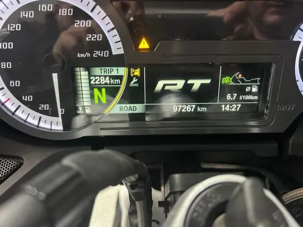 BMW R 12 Base 2015 - 7500 EUR, 97000 km - AUTO.MOTO.pt - 97000km - foto 8 de 19