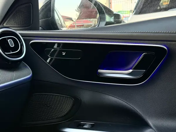 Mercedes-Benz C 220 2021 - 38950 EUR, 81000 km - AUTO.MOTO.pt - 81000km - foto 18 de 21
