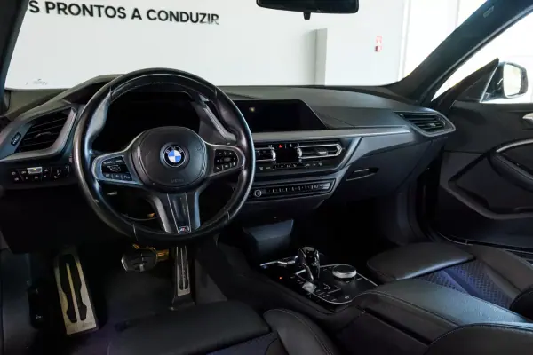 BMW 216 Gran Coupé 2023 - 29500 EUR, 53264 km - AUTO.MOTO.pt - 53264km - foto 20 de 33