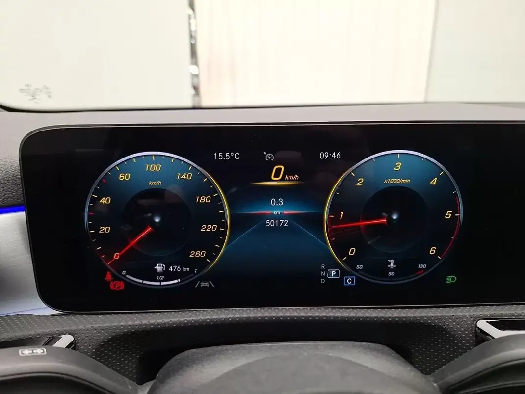 Mercedes-Benz A 180 2022 - 29590 EUR, 50171 km - AUTO.MOTO.pt - 50171km - foto 6 de 11