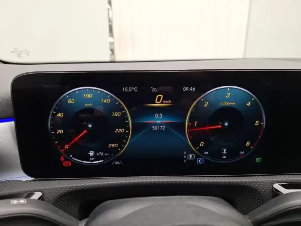 Mercedes-Benz A 180 2022 - 29590 EUR, 50171 km - AUTO.MOTO.pt - 50171km - foto 6 de 11