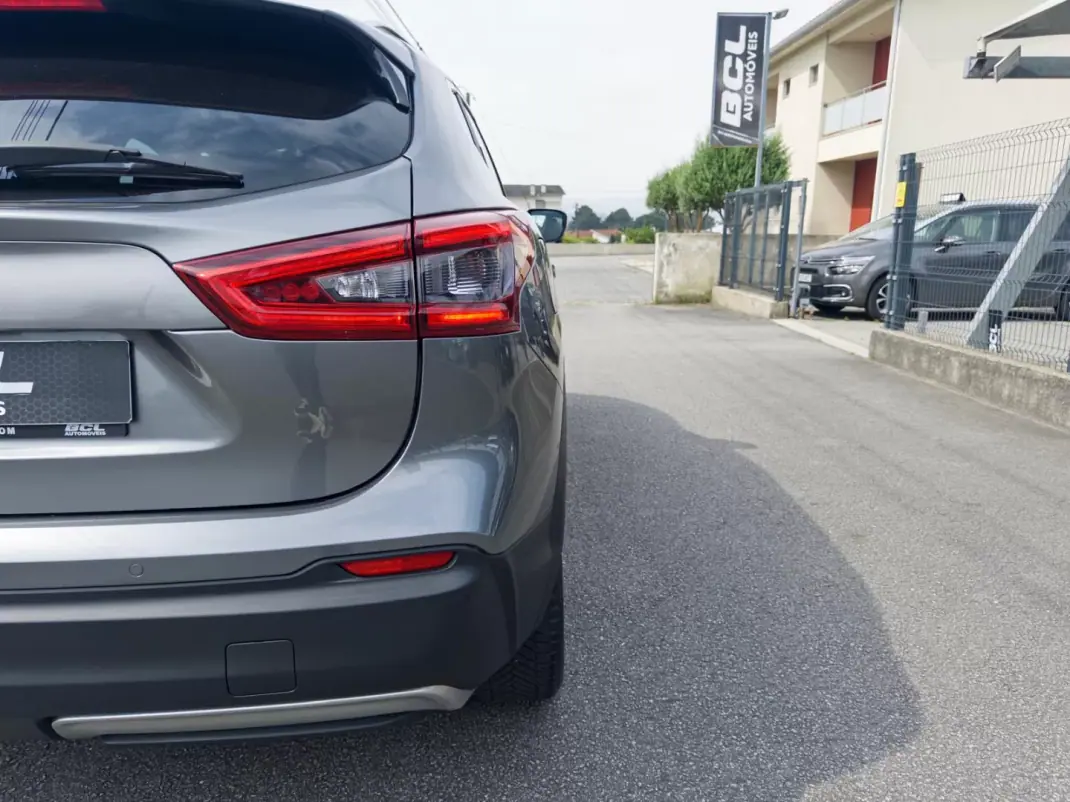 Nissan Qashqai 2018 - 18990 EUR, 123000 km - AUTO.MOTO.pt - 123000km - foto 11 de 40
