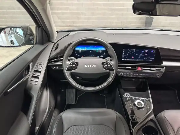 Kia e-Niro 2023 - 26950 EUR, 53564 km - AUTO.MOTO.pt - 53564km - foto 44 de 51