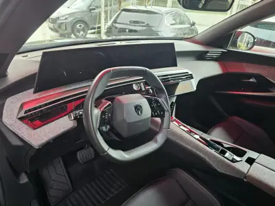 Peugeot 3008 2024 - 29999 EUR, 25000 km - AUTO.MOTO.pt - 25000km - foto 7 de 16