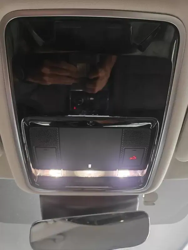 Land Rover Range Rover Velar 2018 - 34450 EUR, 154350 km - AUTO.MOTO.pt - 154350km - foto 34 de 34