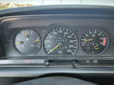 Mercedes-Benz 1993 - 9950 EUR, 89439 km - AUTO.MOTO.pt - 89439km - foto 7 de 60