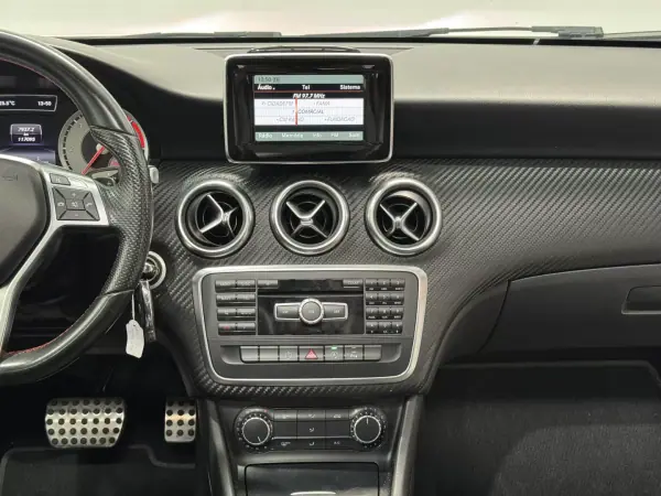Mercedes-Benz A 180 2015 - 18990 EUR, 117000 km - AUTO.MOTO.pt - 117000km - foto 22 de 36