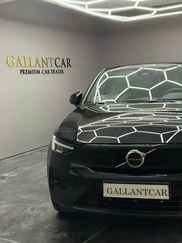 Volvo C40 2023 - 34000 EUR, 63574 km - AUTO.MOTO.pt - 63574km - foto 4 de 16