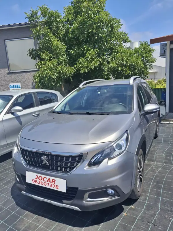 Peugeot 2008 2019 - 14950 EUR, 130100 km - AUTO.MOTO.pt - 130100km - foto 2 de 15
