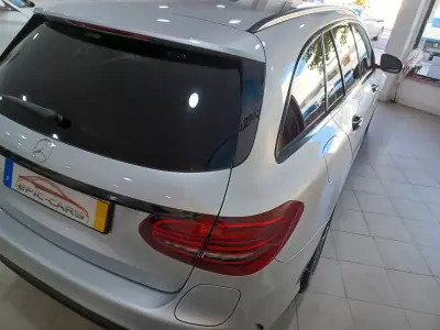 Mercedes-Benz C 300 2021 - 30690 EUR, 149137 km - AUTO.MOTO.pt - 149137km - foto 8 de 41