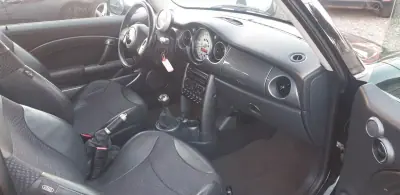 MINI Cooper 2003 - 6490 EUR, 188755 km - AUTO.MOTO.pt - 188755km - foto 14 de 20