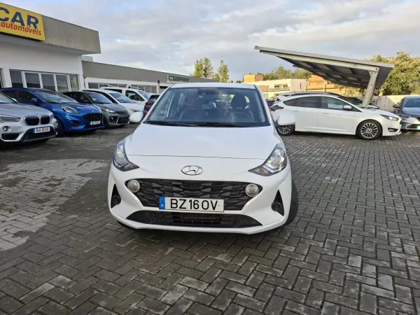 Hyundai i10 2023 - 14750 EUR, 61600 km - AUTO.MOTO.pt - 61600km - foto 3 de 28