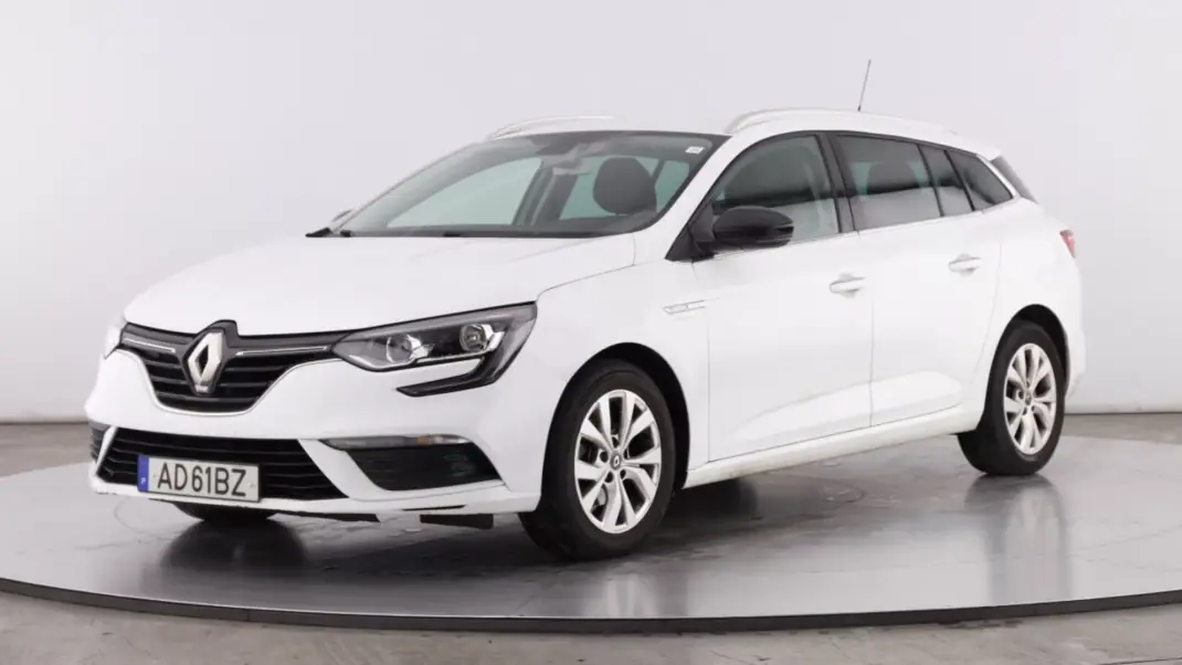 Renault Mégane Sport Tourer 2020 - 9950 EUR, 68500 km - AUTO.MOTO.pt - 68500km - foto 3 de 17
