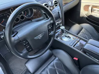 Bentley Continental 2009 - 95000 EUR, 60000 km - AUTO.MOTO.pt - 60000km - foto 19 de 23