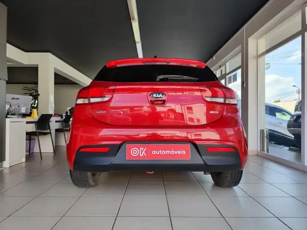 Kia Rio 2019 - 12500 EUR, 66000 km - AUTO.MOTO.pt - 66000km - foto 8 de 36