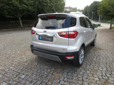 Ford EcoSport 2019 - 154900 EUR, 88000 km - 88000km - foto 10 de 54