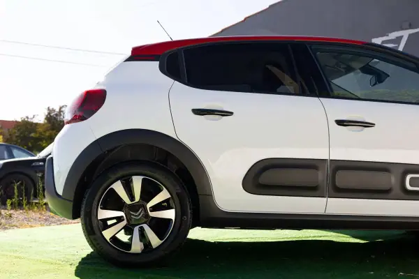 Citroën C3 2023 - 13990 EUR, 23990 km - AUTO.MOTO.pt - 23990km - foto 36 de 37