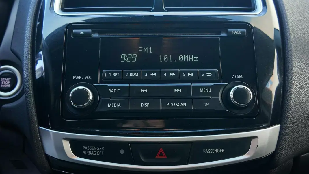 Mitsubishi ASX 2014 - 12500 EUR, 246233 km - AUTO.MOTO.pt - 246233km - foto 13 de 19