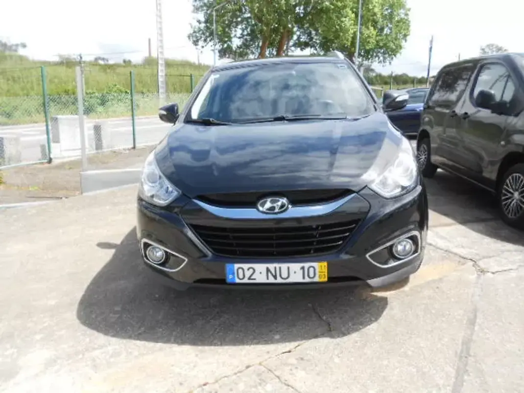 Hyundai ix35 2013 - 12750 EUR, 94101 km - AUTO.MOTO.pt - 94101km - foto 1 de 12