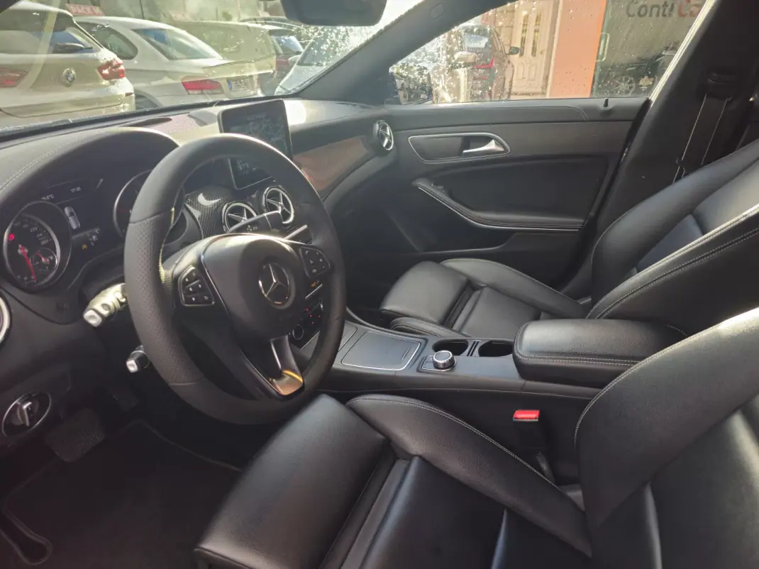 Mercedes-Benz CLA 200 2018 - 23890 EUR, 111825 km - AUTO.MOTO.pt - 111825km - foto 8 de 14