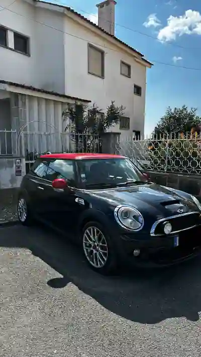 MINI John Cooper Works 2012 - 14990 EUR, 165000 km - AUTO.MOTO.pt - 165000km - foto 1 de 12