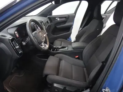 Volvo XC 40 2022 - 24999 EUR, 111000 km - AUTO.MOTO.pt - 111000km - foto 15 de 38