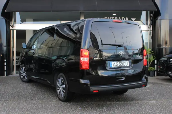 Toyota Proace Verso 2022 - 22400 EUR, 240926 km - AUTO.MOTO.pt - 240926km - foto 2 de 19