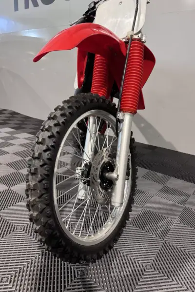 Honda CR 125R 1989 - 6750 EUR, 1 km - 1km - foto 15 de 22