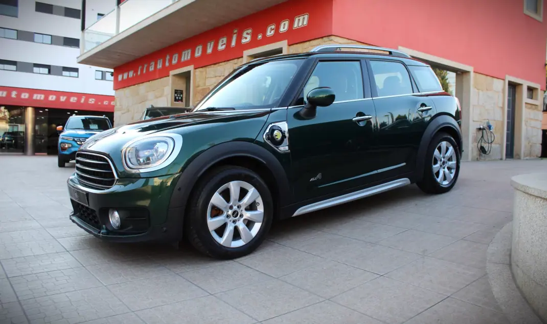 MINI Countryman 2018 - 15750 EUR, 224000 km - AUTO.MOTO.pt - 224000km - foto 1 de 33