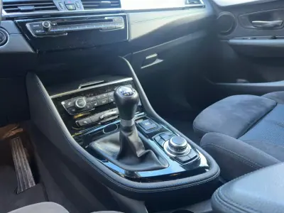 BMW 218 Active Tourer 2015 - 18900 EUR, 130000 km - AUTO.MOTO.pt - 130000km - foto 18 de 25