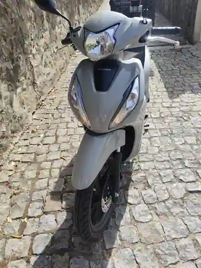 Honda Vision 2026 - 1990 EUR, 1192 km - AUTO.MOTO.pt - 1192km - foto 15 de 15
