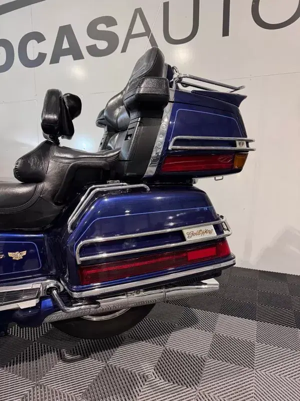 Honda Gold Wing 2000 - 8750 EUR, 84000 km - AUTO.MOTO.pt - 84000km - foto 4 de 28