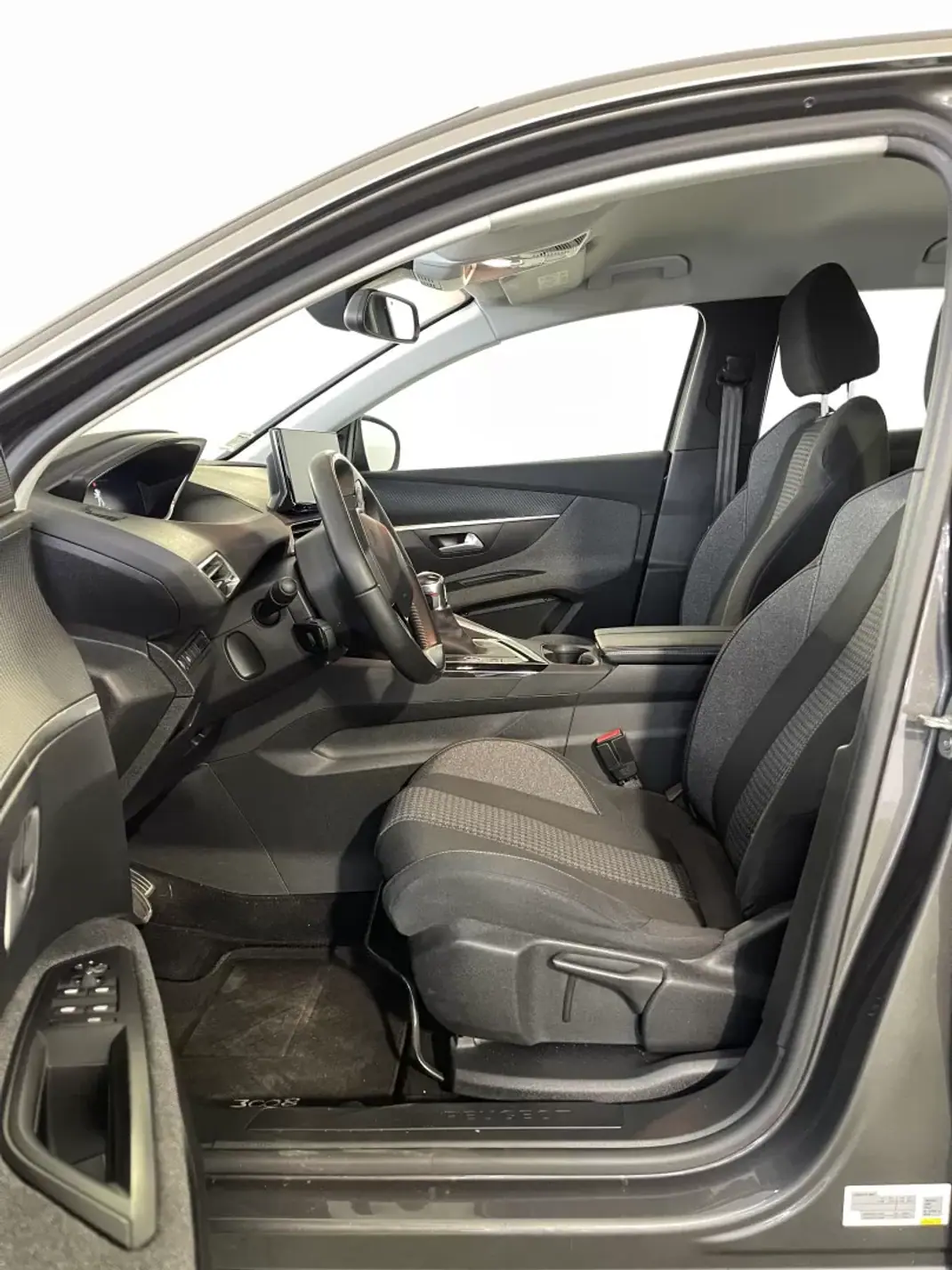 Peugeot 3008 2022 - 17500 EUR, 149900 km - 149900km - foto 12 de 26