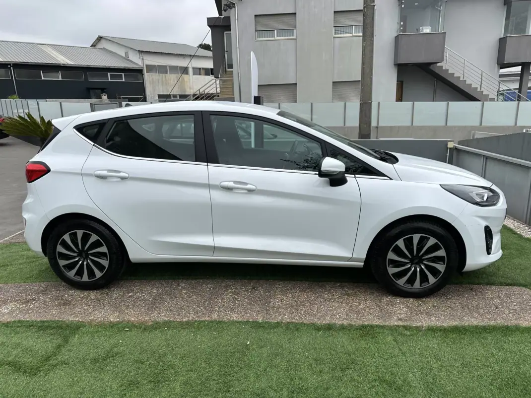 Ford Fiesta 2022 - 15200 EUR, 120000 km - 120000km - foto 14 de 57