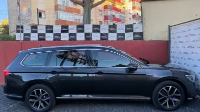 Volkswagen Passat Variant 2021 - 20400 EUR, 128500 km - AUTO.MOTO.pt - 128500km - foto 7 de 12