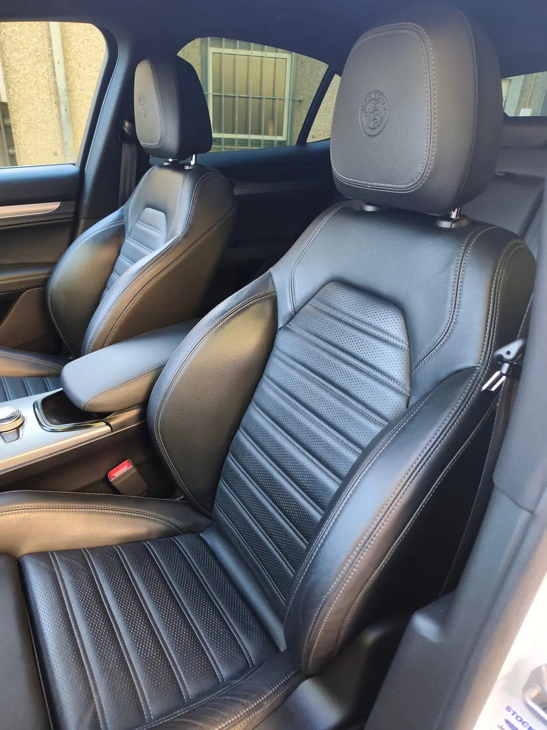 Alfa Romeo Stelvio 2023 - 60000 EUR, 34438 km - 34438km - foto 7 de 12