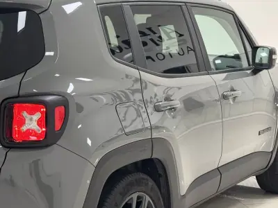 Jeep Renegade 2019 - 16990 EUR, 89500 km - AUTO.MOTO.pt - 89500km - foto 22 de 24