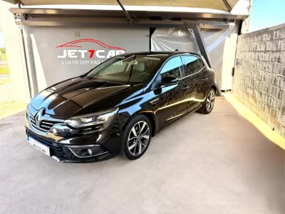 Renault Mégane 2016 — foto 2 de 31