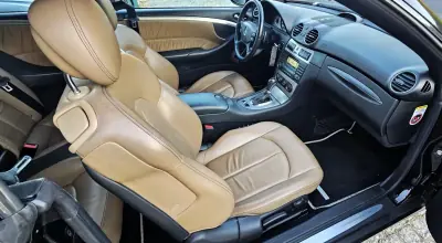 Mercedes-Benz CLK 200 2008 - 17500 EUR, 149000 km - AUTO.MOTO.pt - 149000km - foto 5 de 14