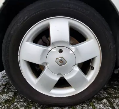 Renault Clio 2001 - 5000 EUR, 197000 km - 197000km - foto 10 de 18